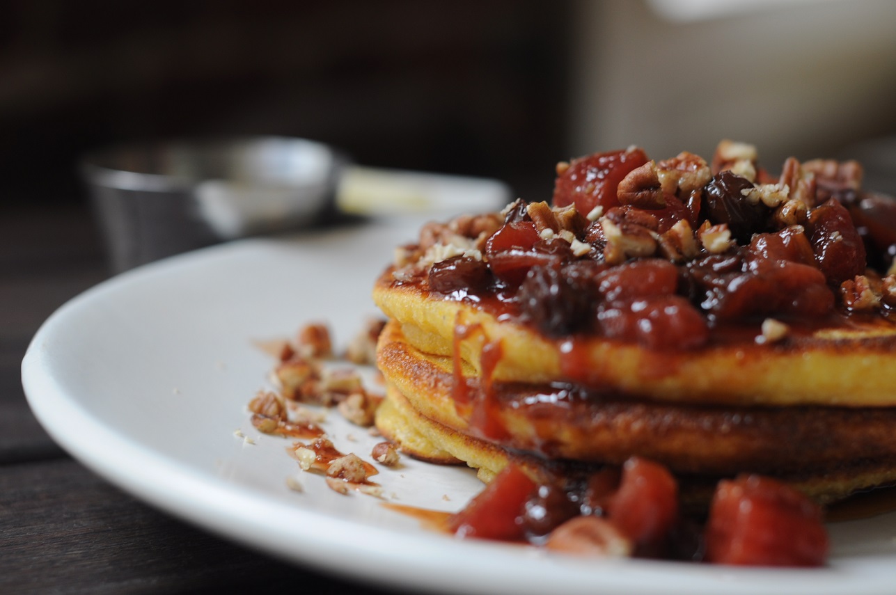Cornmeal johnnycake, sorghum syrup, market compote, house-made butter