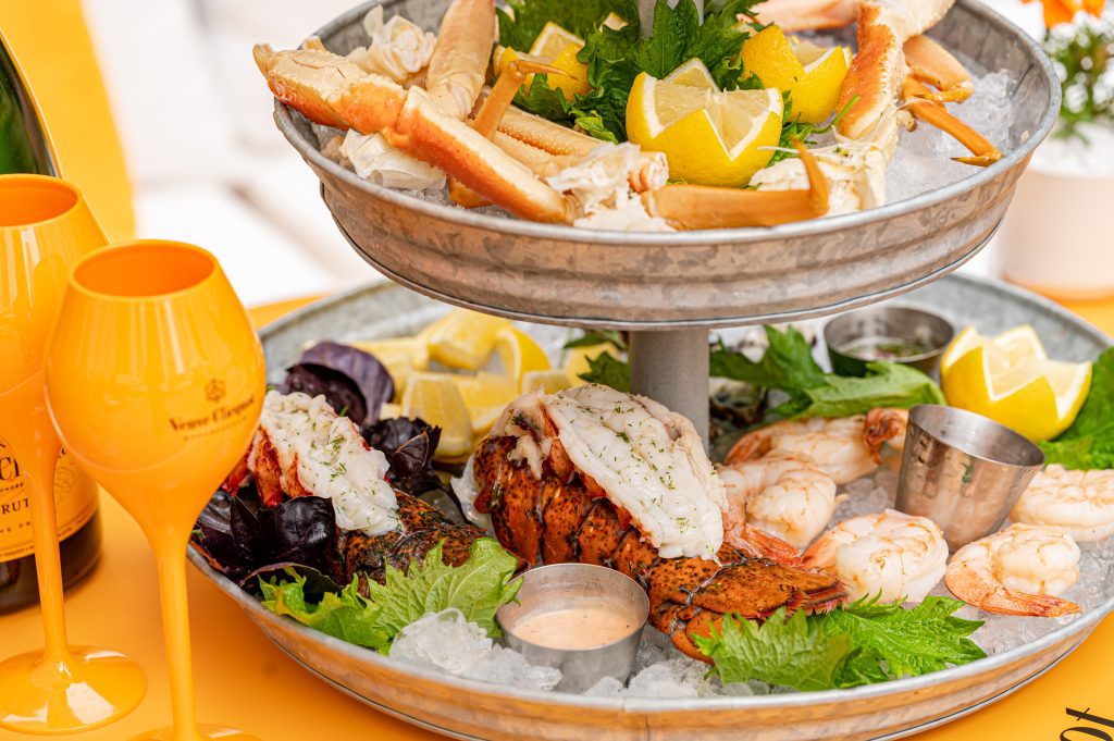 Enjoy A Taste of Summer At The Ritz-Carlton Solaire Terrasse