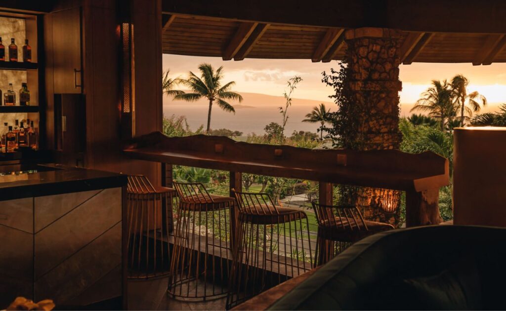 Birdcage Bar features sunset views and sophisticated sips.