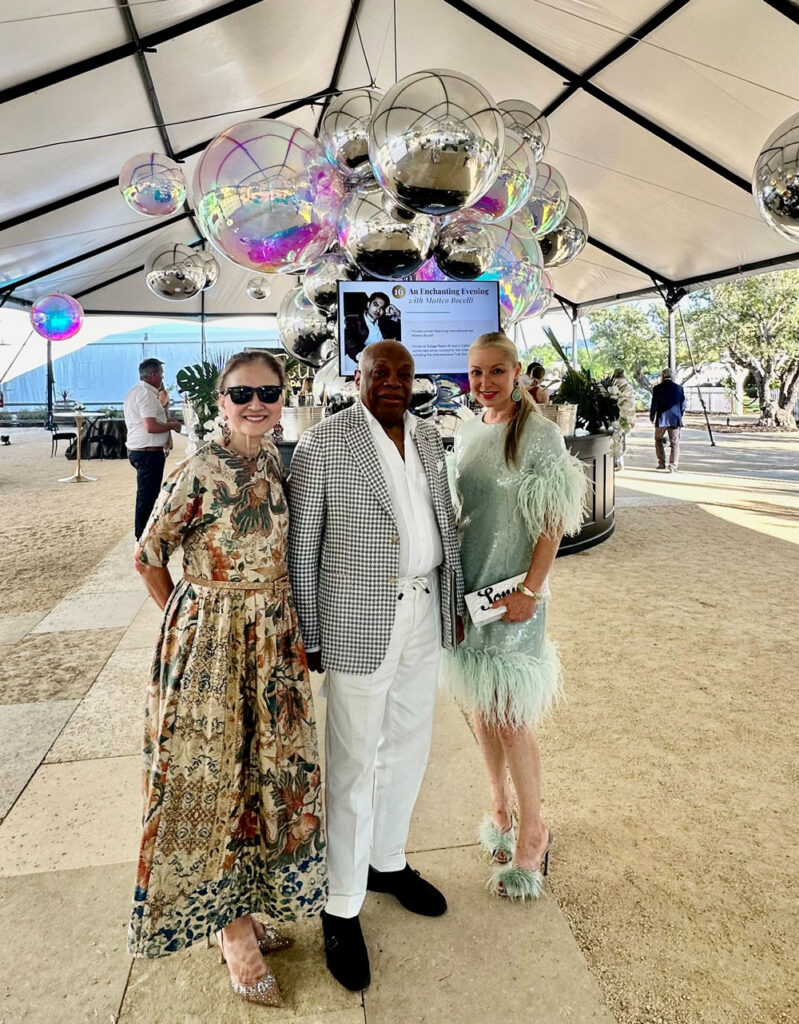 Olivia Decker, Willie Brown and Sonya at Arts For All Gala