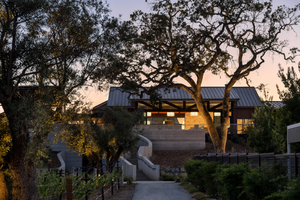 Truss and Auro Restaurants at Four Seasons Napa Valley