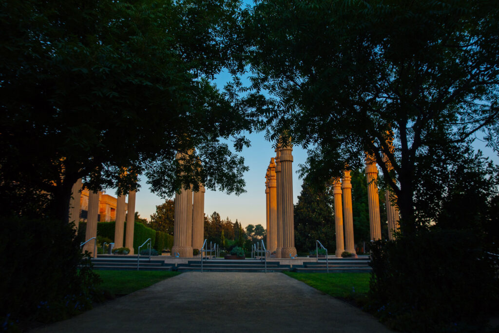 Darioush-Exterior-and-Garden