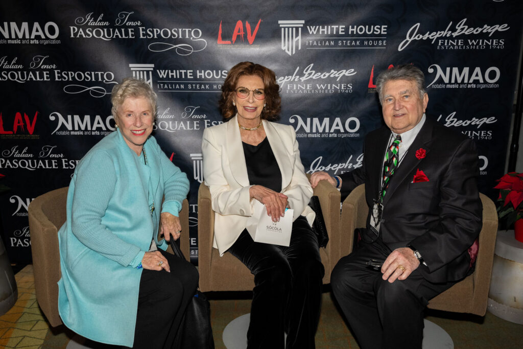 Sophia-Loren-with-Ethel-and-Gene-Daly