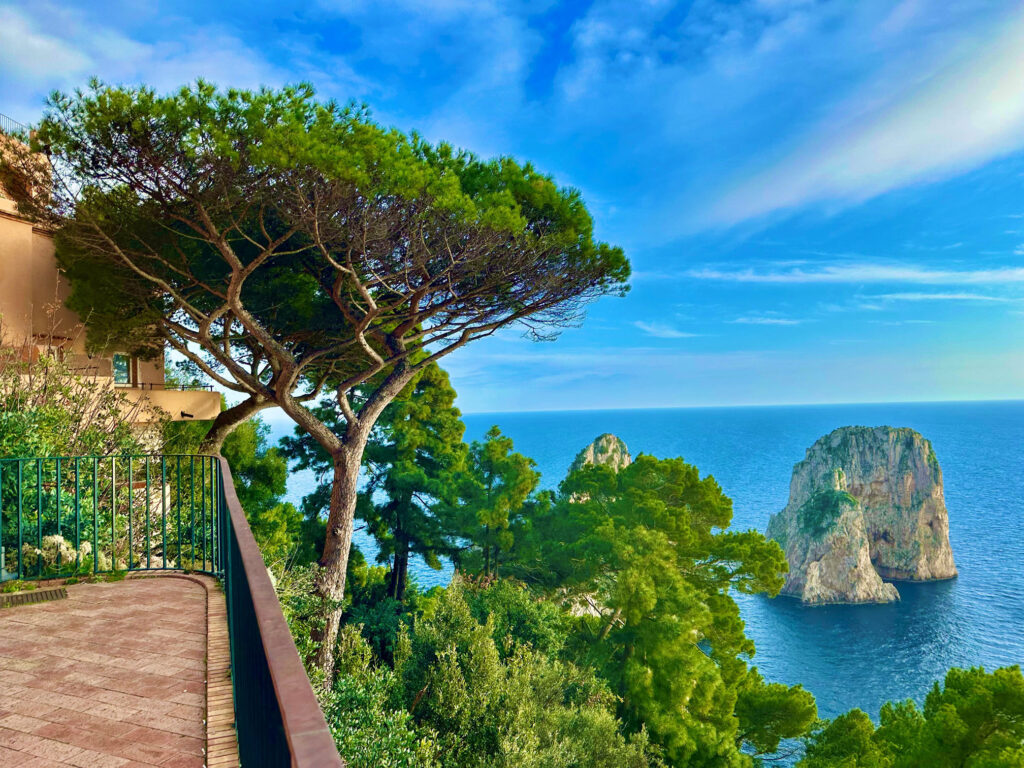 Feleone Island