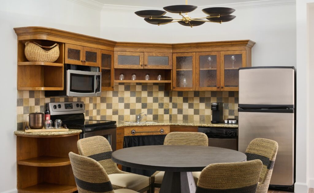 Meritage Resort & Spa Oak Knoll Suite kitchen and dining area.