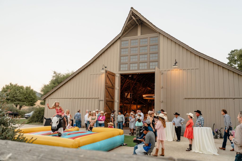 Fandango – Barn Dance