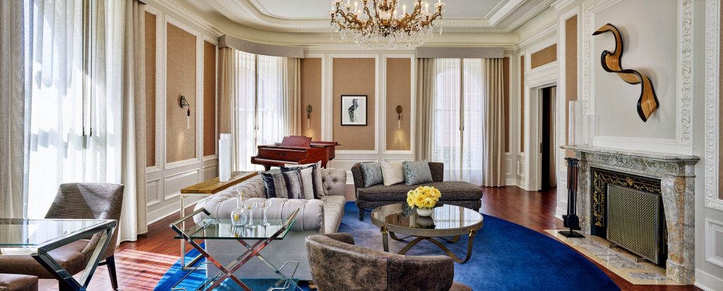 Presidential-Suite-Living-Room