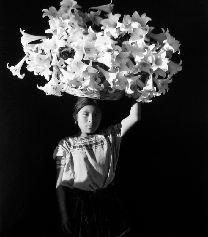 Peer Fetterman Gallery - Flor Garduño 1957 Basket of Light, Sumpango Guatemala, 1989