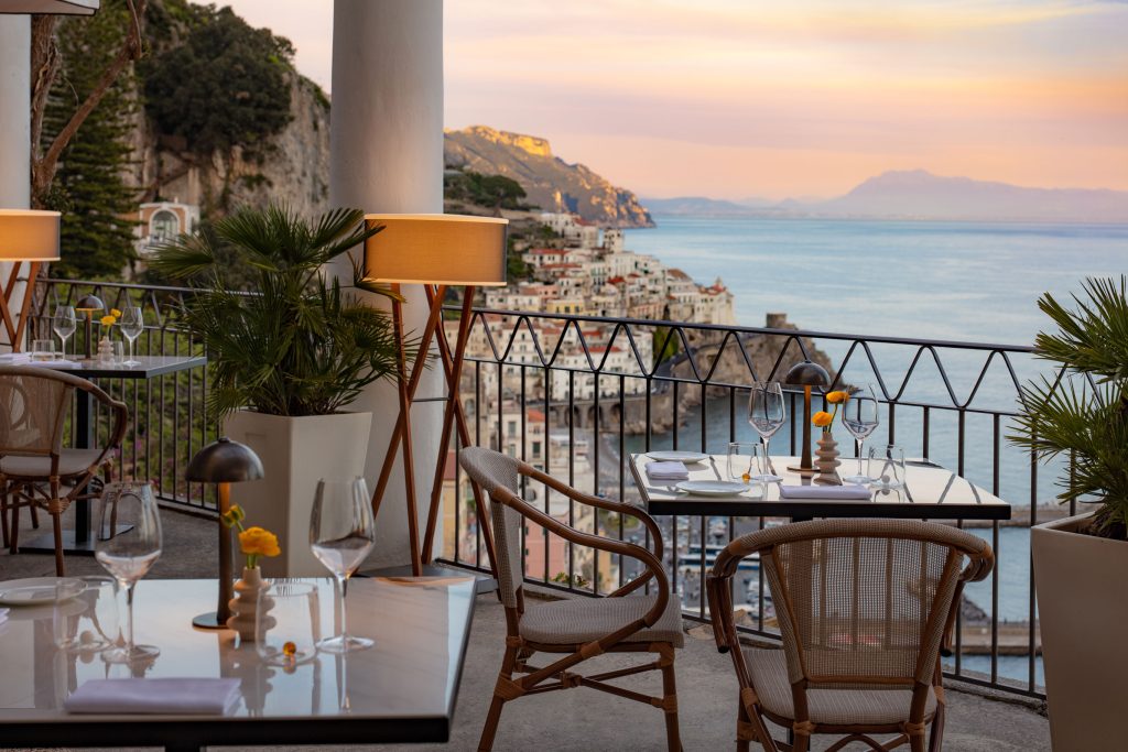 Anantara Convento Di Amalfi Grand Hotel Ristorante Dei Capucci Terrace Dining