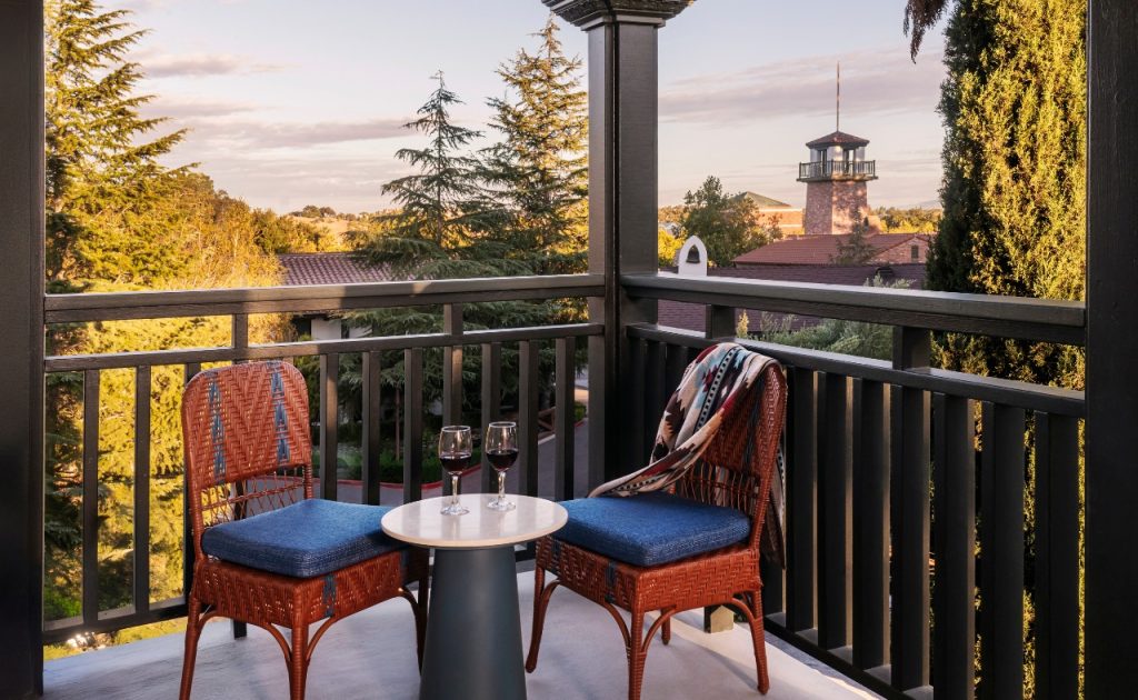 Paso Robles Inn patio.